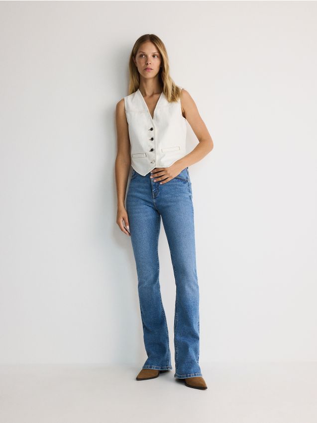 Veste en jean sans manches avec surpiqûres - RESERVED