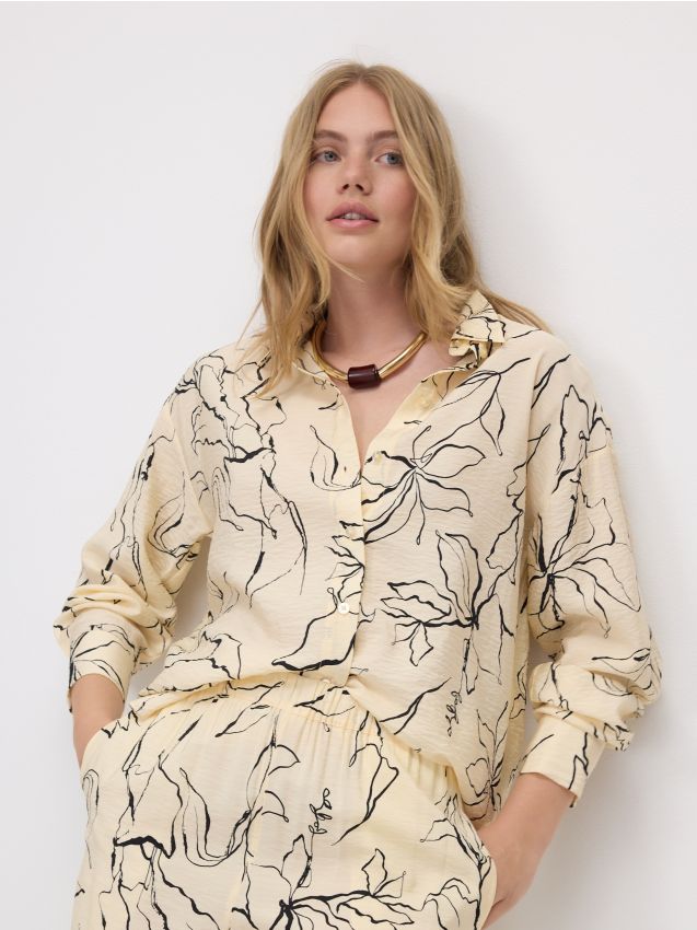 Reserved - Cămașă din viscoză cu model - bej Reserved - Cămașă din viscoză cu model - bej