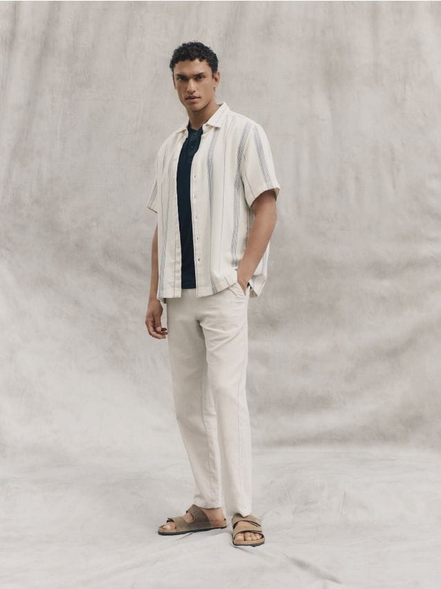 Chemise comfort fit à rayures - RESERVED