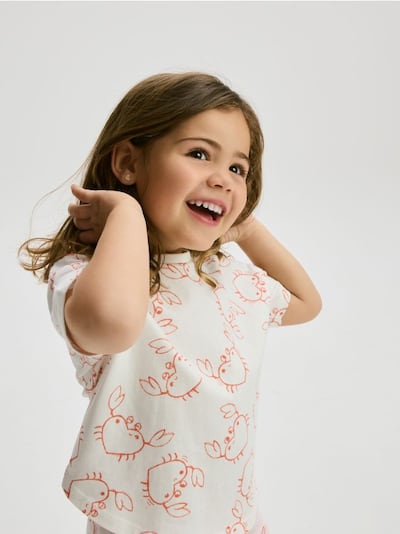 GIRLS` T-SHIRT