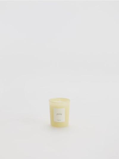 Peony scented candle