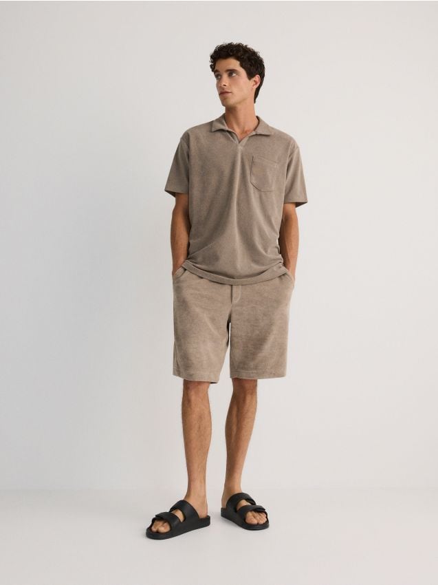 Reserved - pantaloni scurți sport jogger - bej