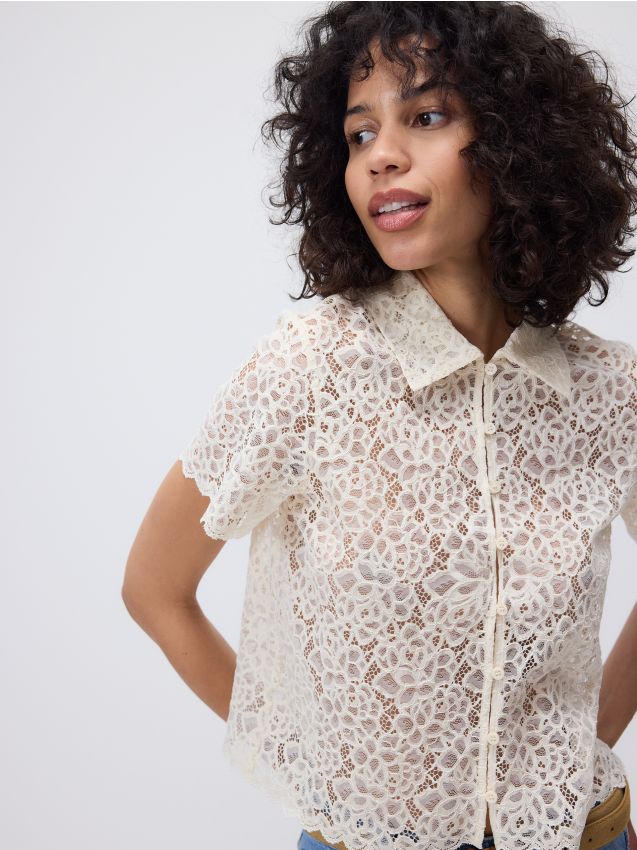 Lace shirt - RESERVED
