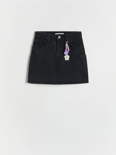 GIRLS` SKIRT & CHAIN