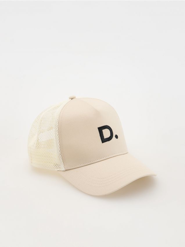 Reserved - Șapcă trucker, cu broderie - bej