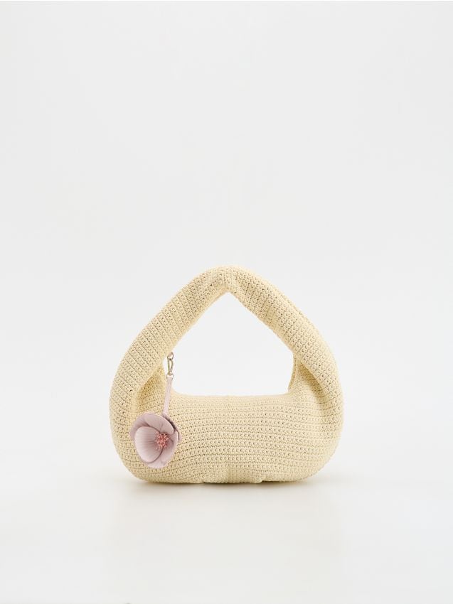 Sac crocheté avec pendentif - RESERVED