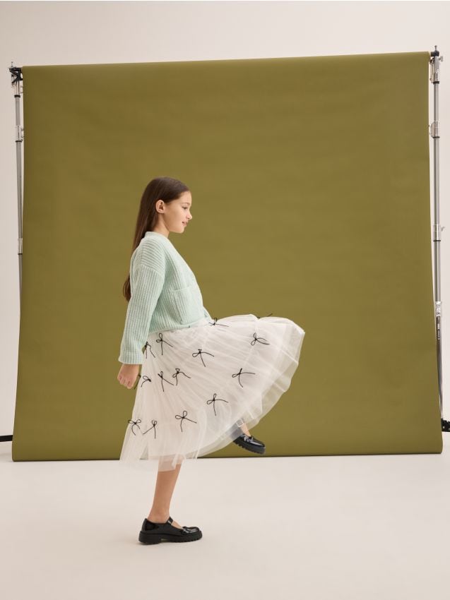GIRLS` SKIRT - RESERVED