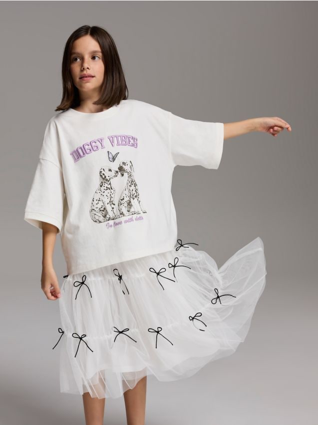 GIRLS` SKIRT - RESERVED