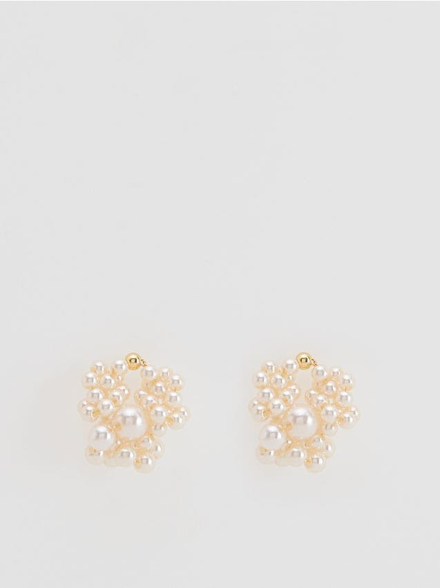 Brincos com detalhes de pérolas de imitação - RESERVED