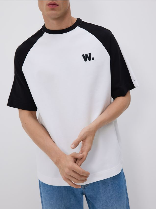 Oversized T-shirt with raglan sleeves - RESERVED