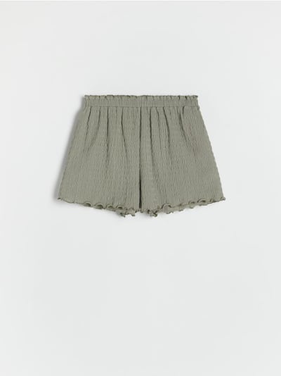Shorts mit Rüschen