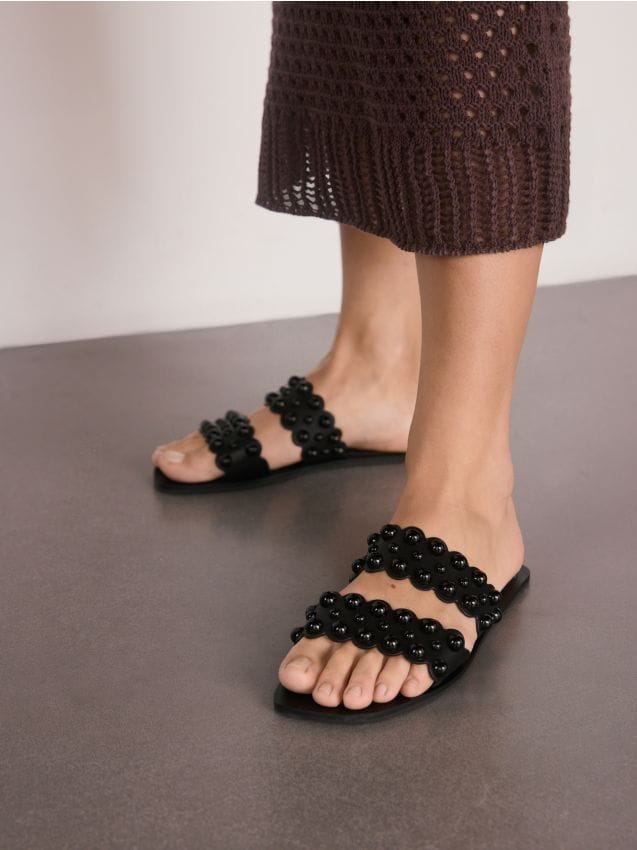Sandaler med metallbeslag - RESERVED