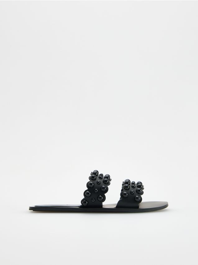 Mules avec ornements métalliques - RESERVED