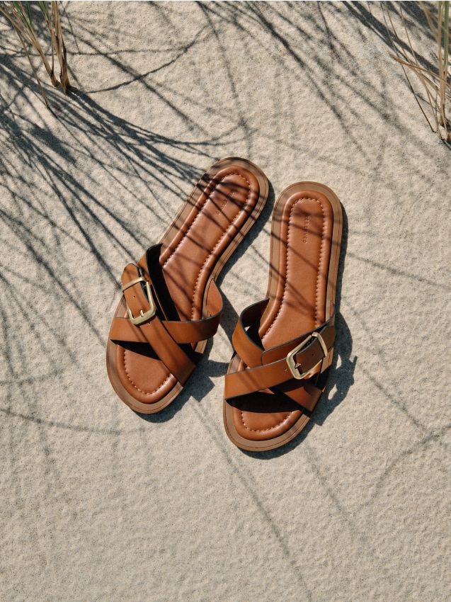 Leather rich sliders with buckles - RESERVED
