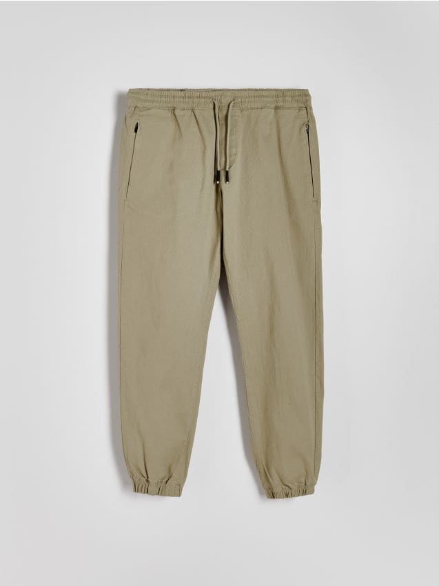 Reserved - pantaloni jogger slim - verde-oliv deschis