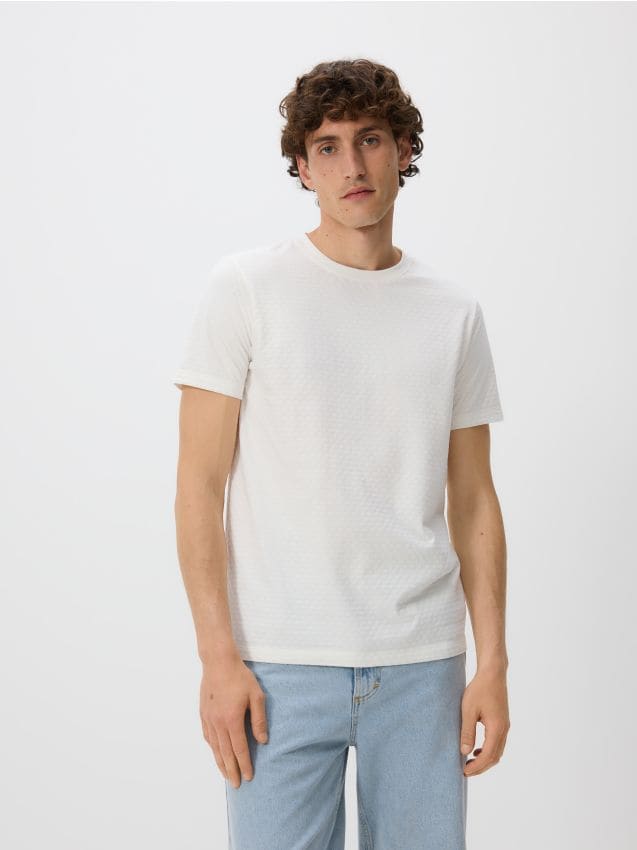 T-shirt regular fit en tissu texturé - RESERVED