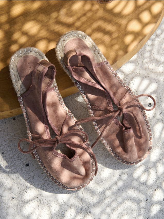 Suede espadrilles with ties - RESERVED