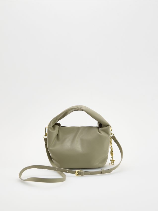 Hobo-Tasche mit Anhänger - RESERVED