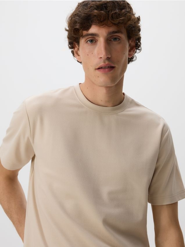 Comfort fit structural fabric T-shirt - RESERVED