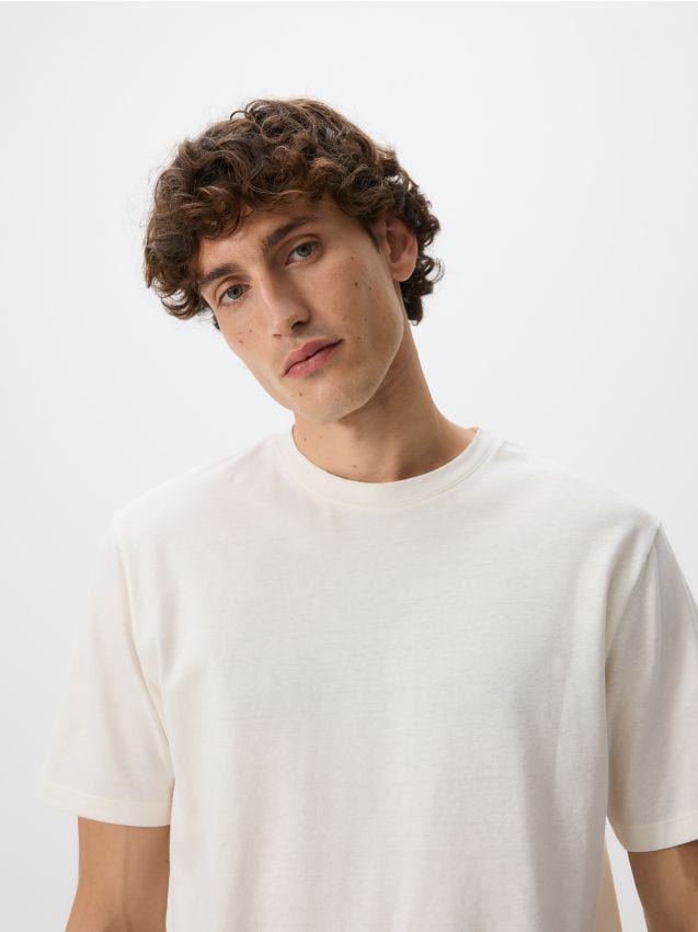 MEN`S T-SHIRT - RESERVED