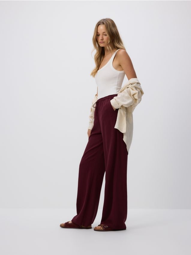 Loose trousers with linen blend - RESERVED