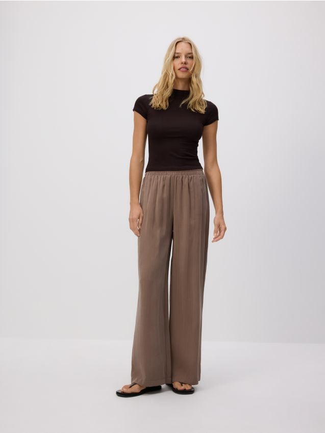 Loose fit broek met modal - RESERVED