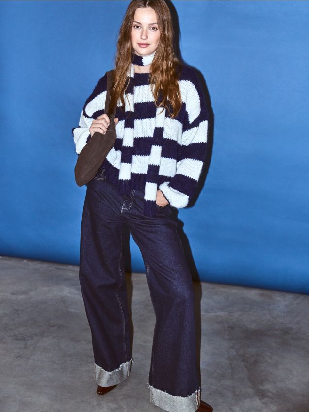 Reserved - Pulover cu fular - bleumarin