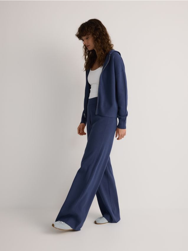 Loose trousers with viscose - RESERVED