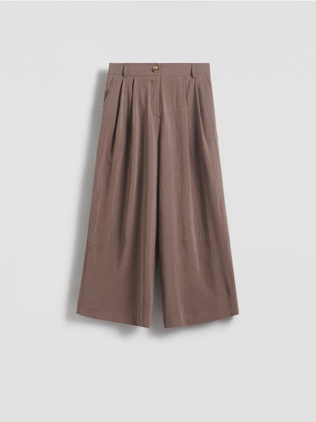 LADIES` TROUSERS - RESERVED