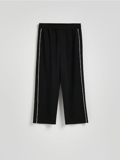 Spodnie loose fit