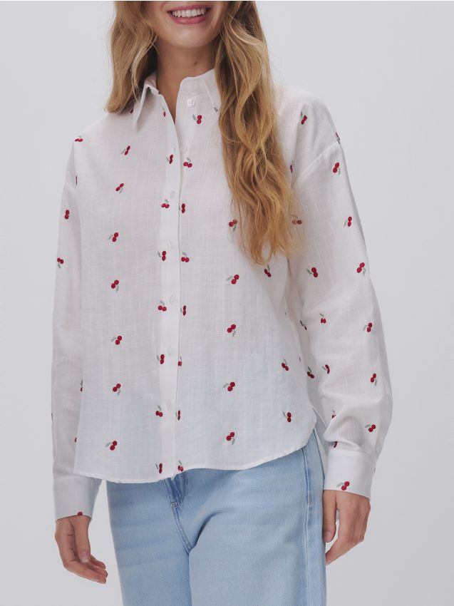 Shirt with decorative embroidery - RESERVED