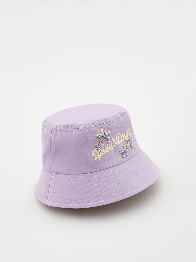 Reserved - pălărie bucket cu imprimeu stranger things - lavand