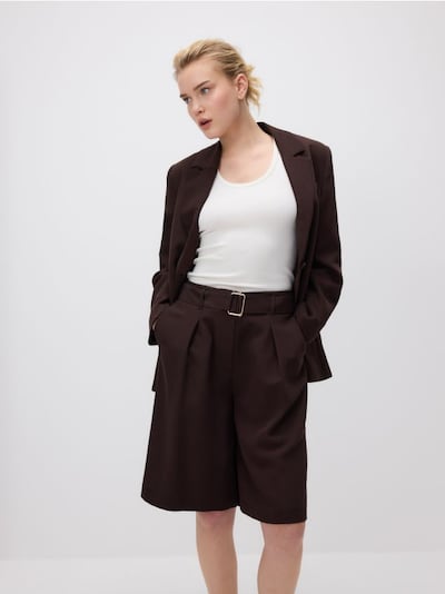 LADIES` SHORTS & BELT
