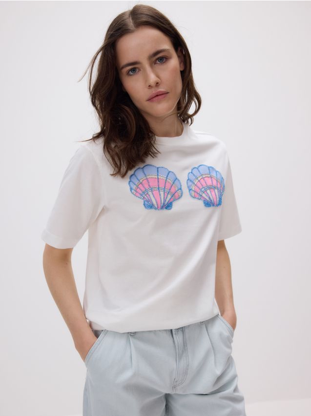 T-shirt with beads - RESERVED