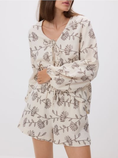 Patterned muslin shorts