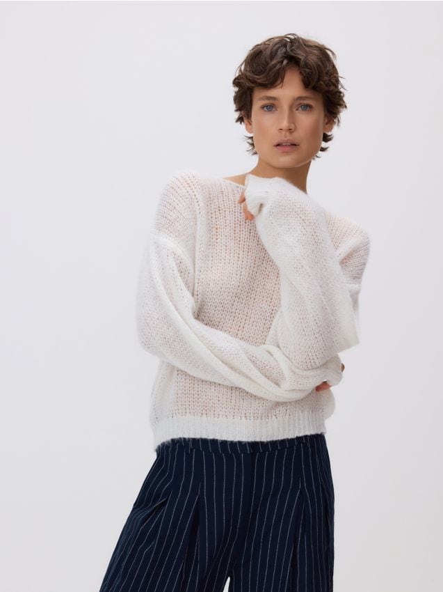 LADIES` SWEATER - RESERVED
