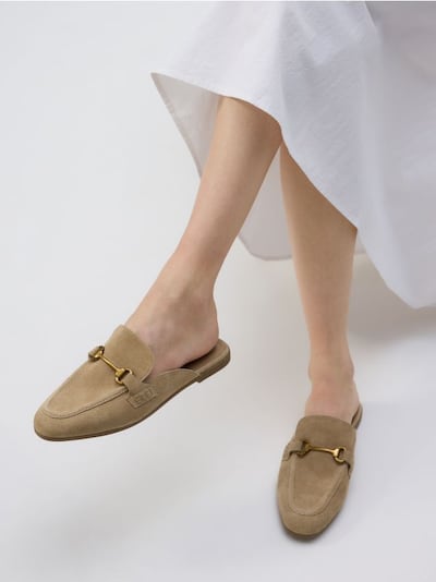 LADIES` MULES