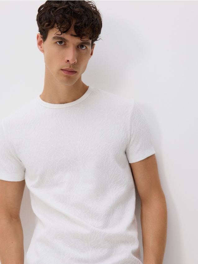 Strukturalny t-shirt slim - RESERVED
