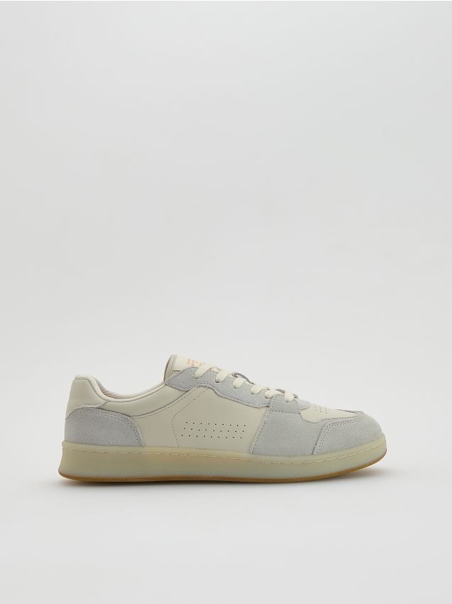 Baskets en cuir majoritaire - RESERVED