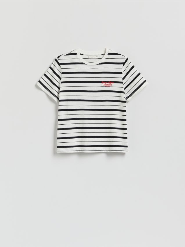 T-shirt with embroidery detailing - RESERVED