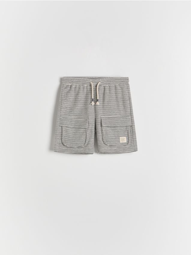 Reserved - Pantaloni scurți cargo, din bumbac - crem