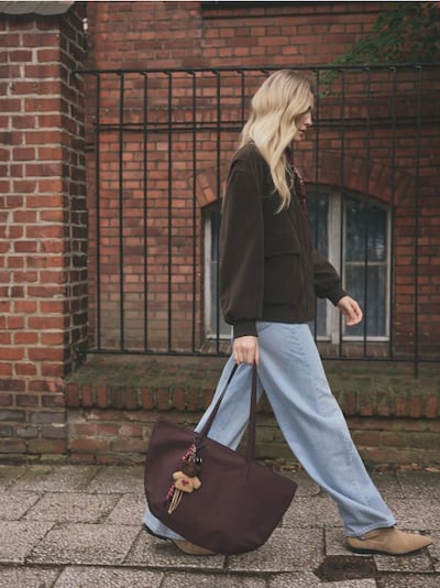 Wide leg jeans