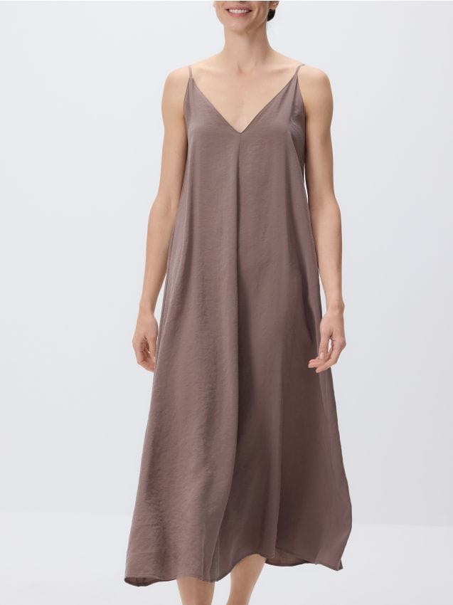LADIES` DRESS - RESERVED