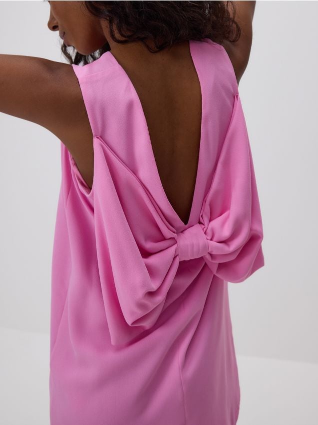 Robe avec nœud dans le dos - RESERVED
