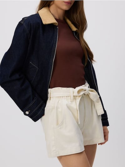 Denim shorts with tie