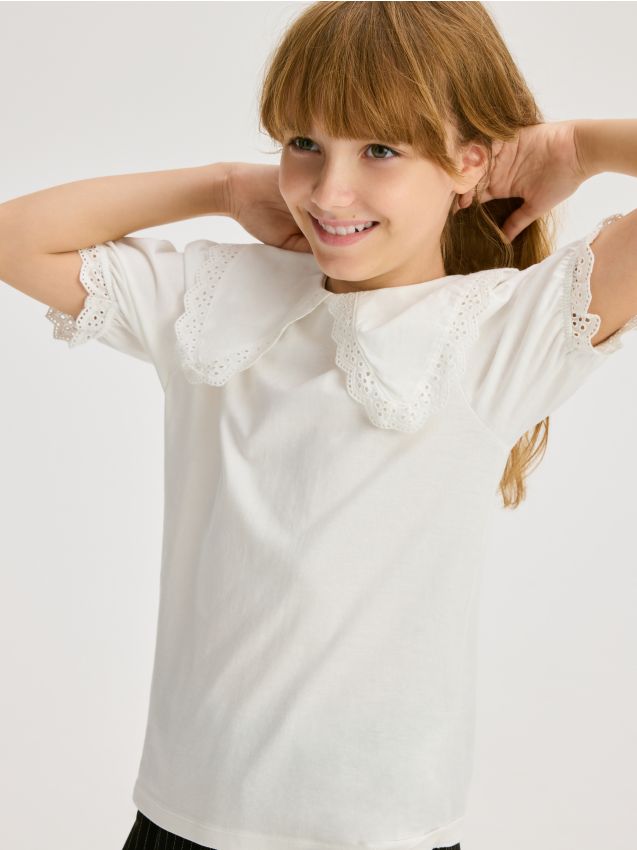 Blouse with a decorative collar - RESERVED