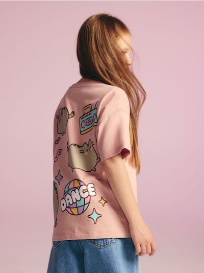 T-shirt Pusheen