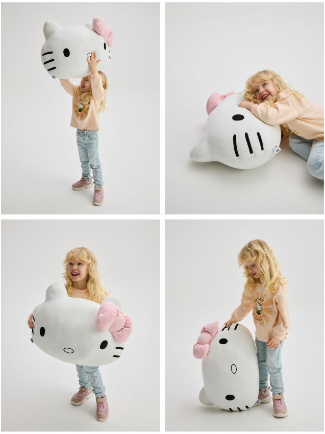 PILLOW - RESERVED