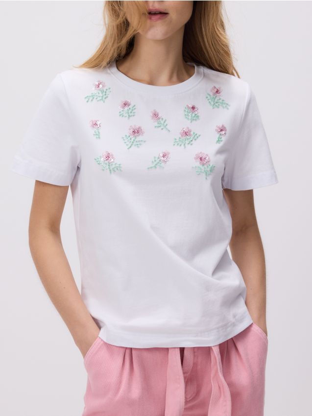 LADIES` T-SHIRT - RESERVED