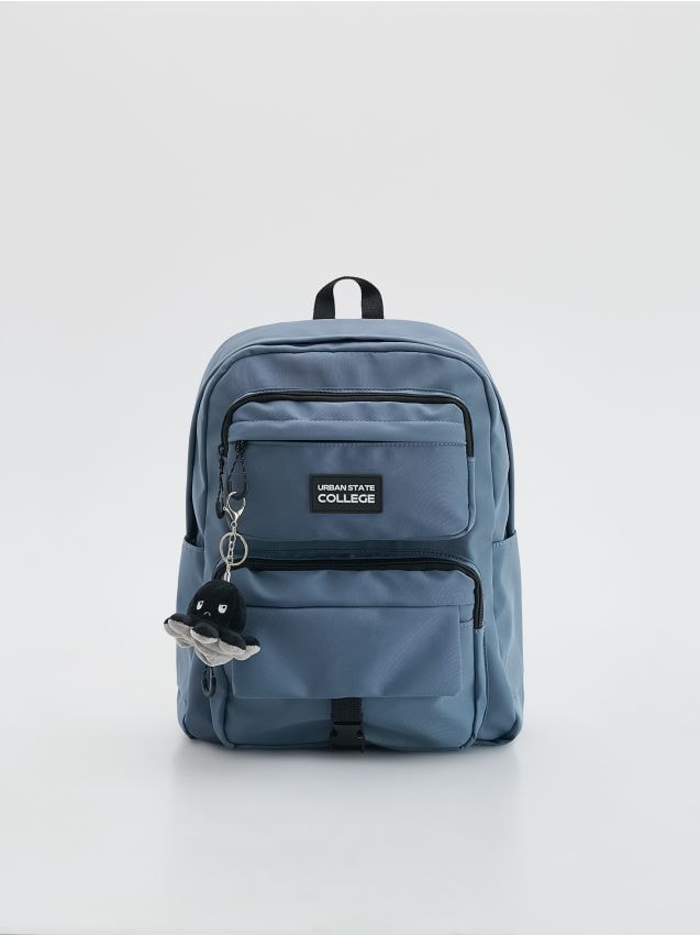 Mochila com chaveiro - RESERVED